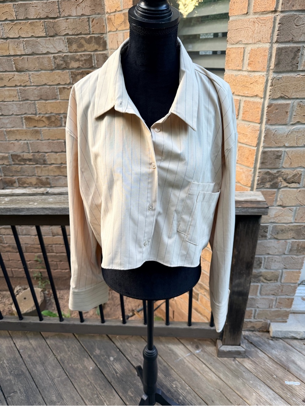 ZARA Striped Boxy Button-Up Blouse Shirt Women’s Cream Light Beige Size XL